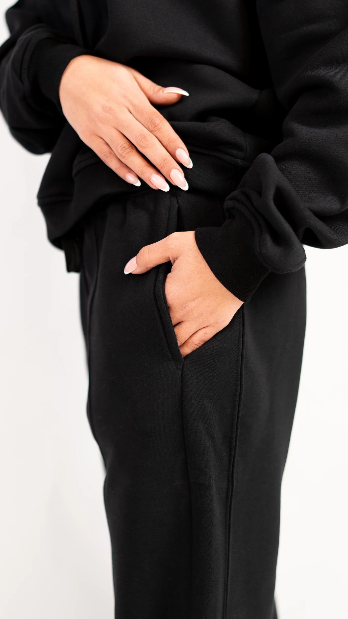 Peony Comfort Hoodie Set - Black