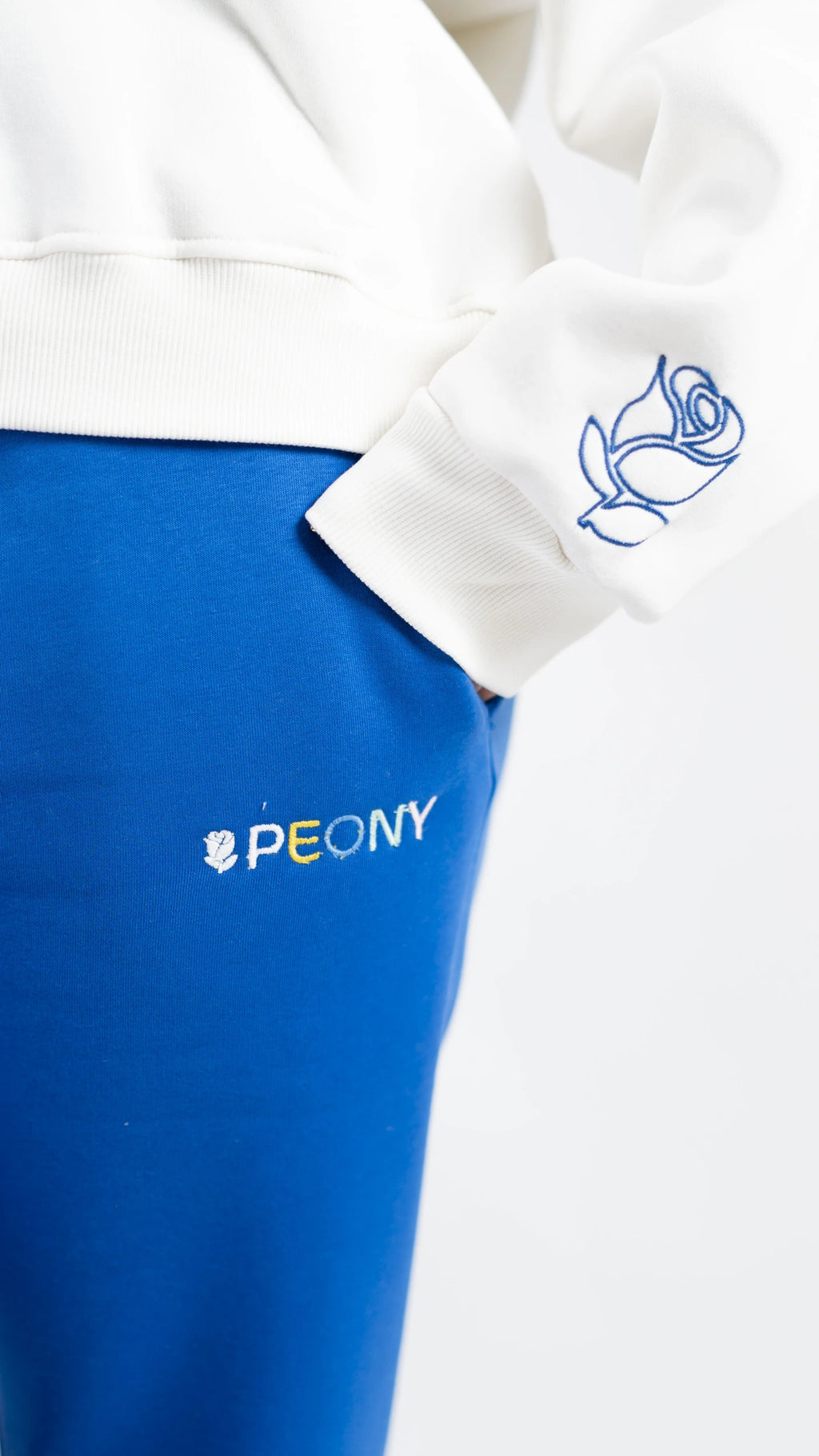 Peony Relaxed Fit Lounge Set - White & Blue